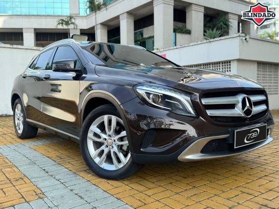 MERCEDES-BENZ GLA 200 1.6 CGI ADVANCE 16V TURBO FLEX 4P AUTOMÁTICO